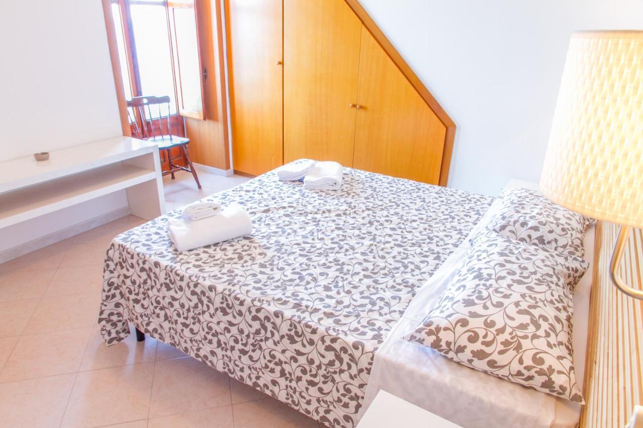77 Rooms Cefalù Exteriör bild